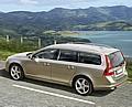 Für das komfortable Anfahren am Berg ist der neue Volvo V70 serienmässig mit einer elektromechanischen Parkbremse ausgestattet.